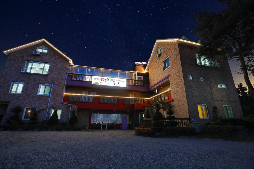 Yeowoogneul Pension Chuncheon Exterior photo