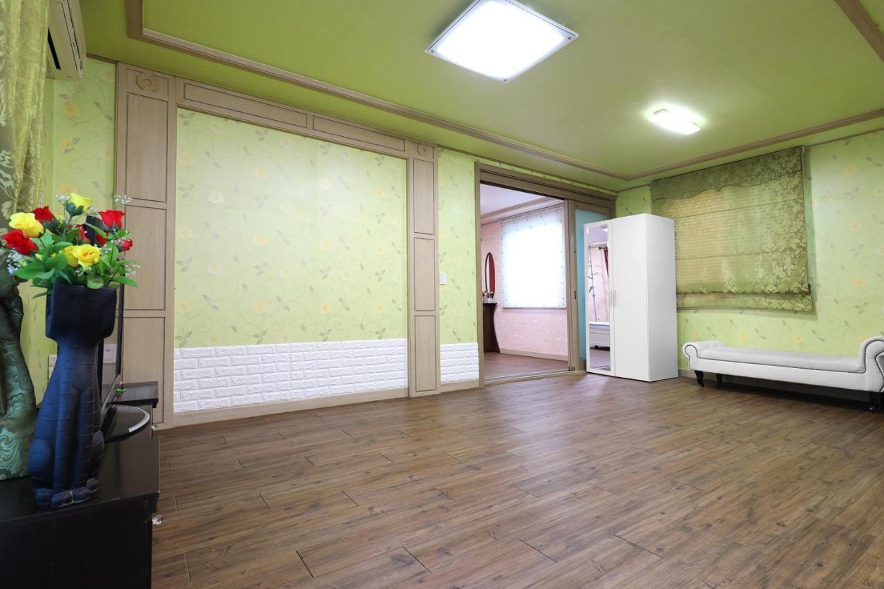Yeowoogneul Pension Chuncheon Exterior photo